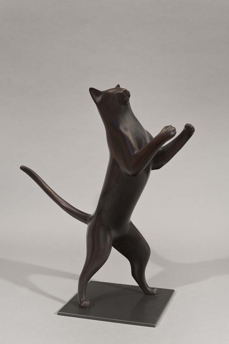 
		                					Gwynn Murrill		                																	
																											<i>Leaping Cat,</i>  
																																																					bronze, 
																																								23 x 22 x 10 inches 
																								
		                				