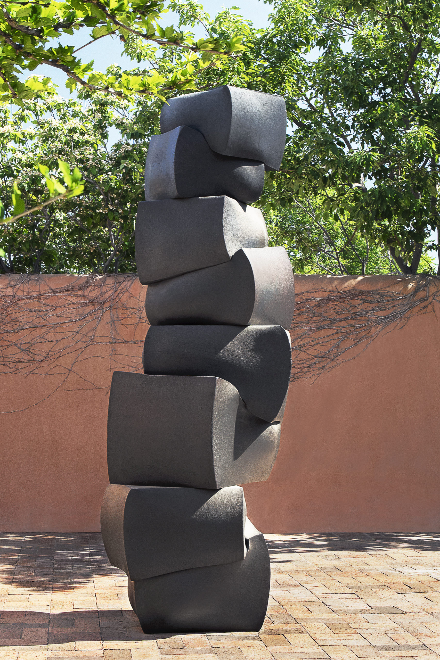 
		                					Tom Joyce		                																	
																											<i>Stack III,</i>  
																																								2008, 
																																								forged stainless steel, 
																																								84 x 33 x 32 inches 
																								
		                				
