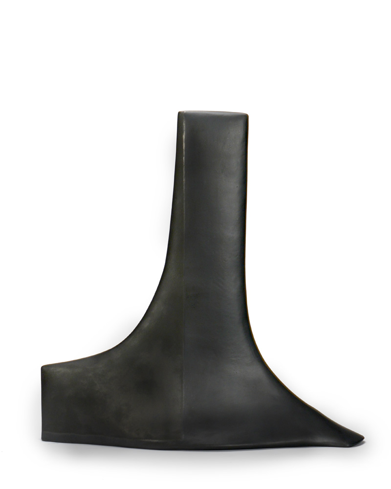 
		                					James Marshall 		                																	
																											<i>Untitled Black #504,</i>  
																																																					ceramic, 
																																								32 1/4 x 31 1/2 x 8 3/4 inches  
																								
		                				